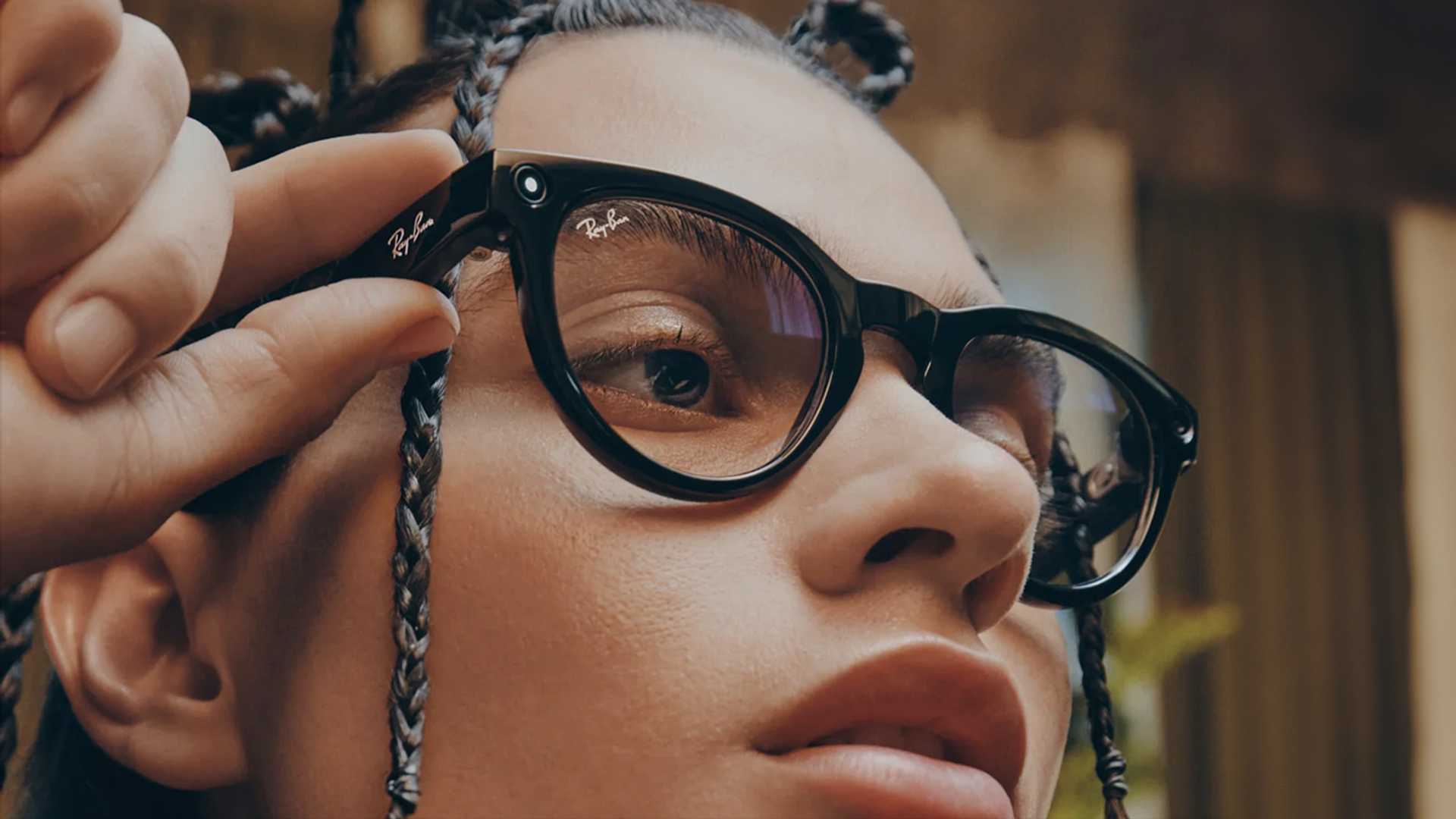 Innovating Tomorrow: The Evolution of Ray-Ban Meta Smart Glasses