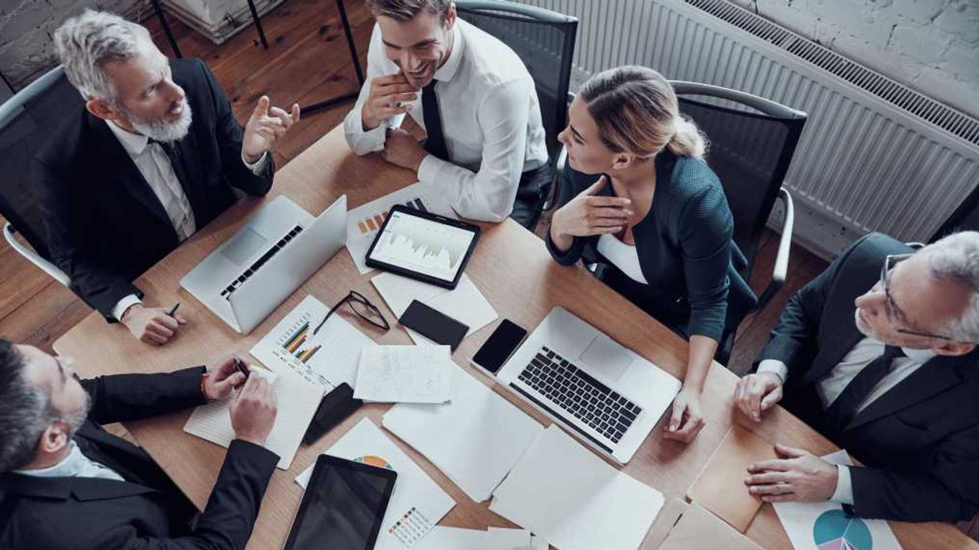 10 Cutting-Edge Gen AI Tools Revolutionizing Enterprises