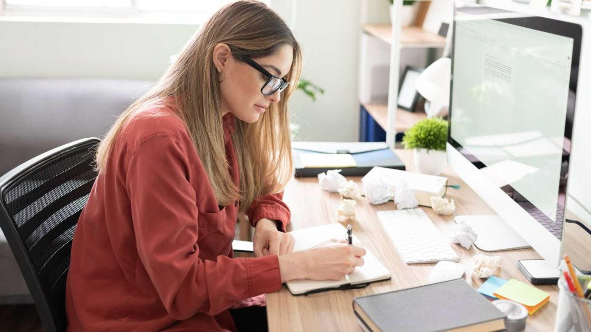 Get a Head Start on Early Retirement with ChatGPT's 11 Tips