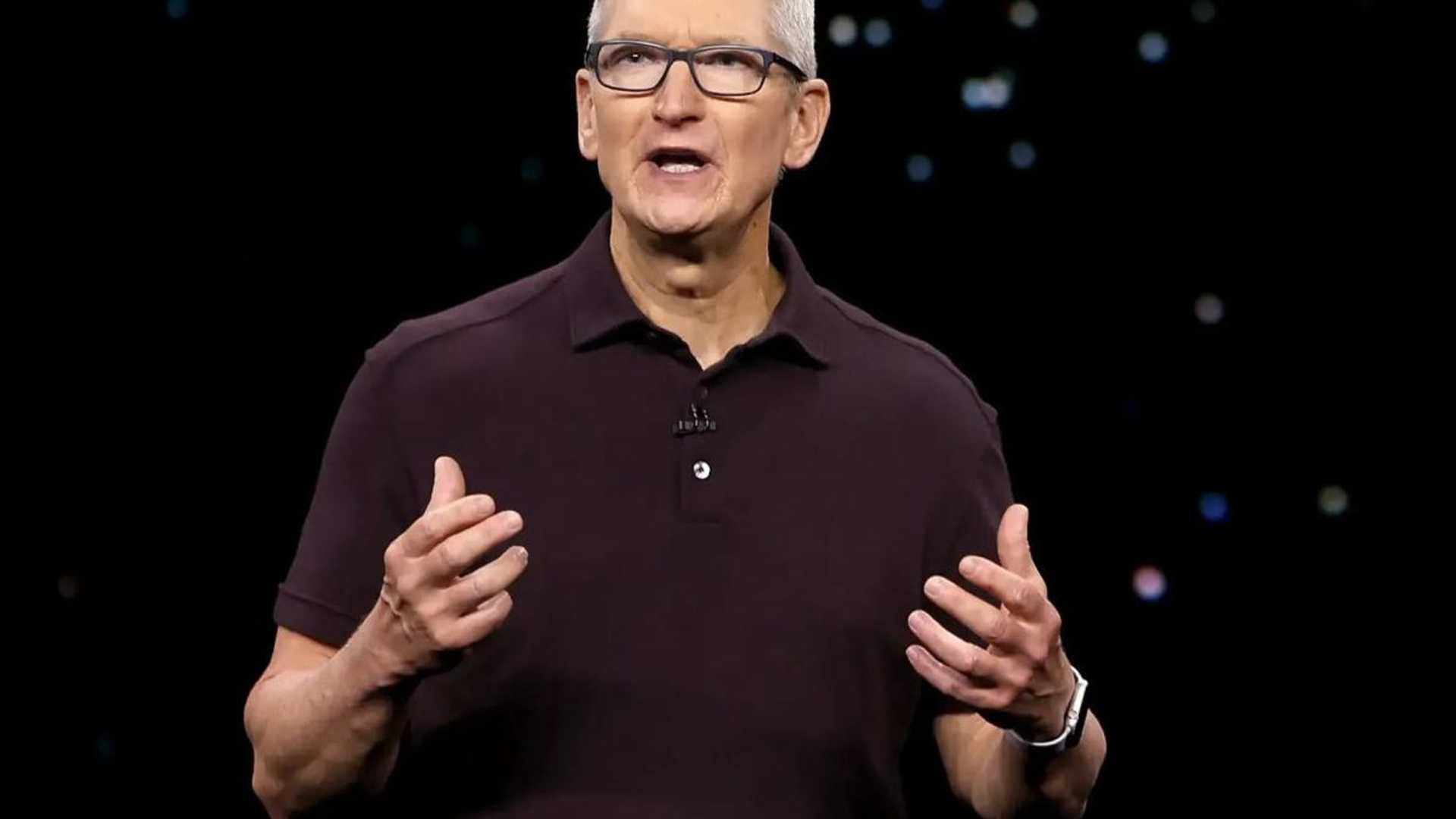 Apple vs Big Tech in the AI Race: A Closer Look - Fusion Chat