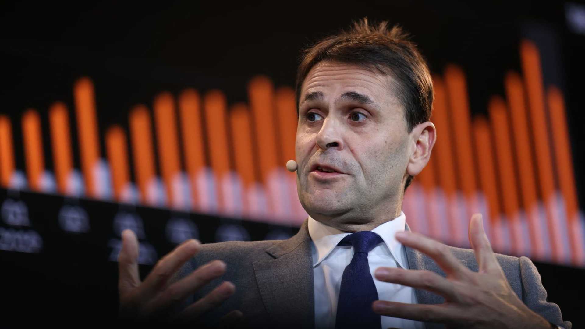 DeepSeek's R1 Model Impact: Boosting AI Chip Demand