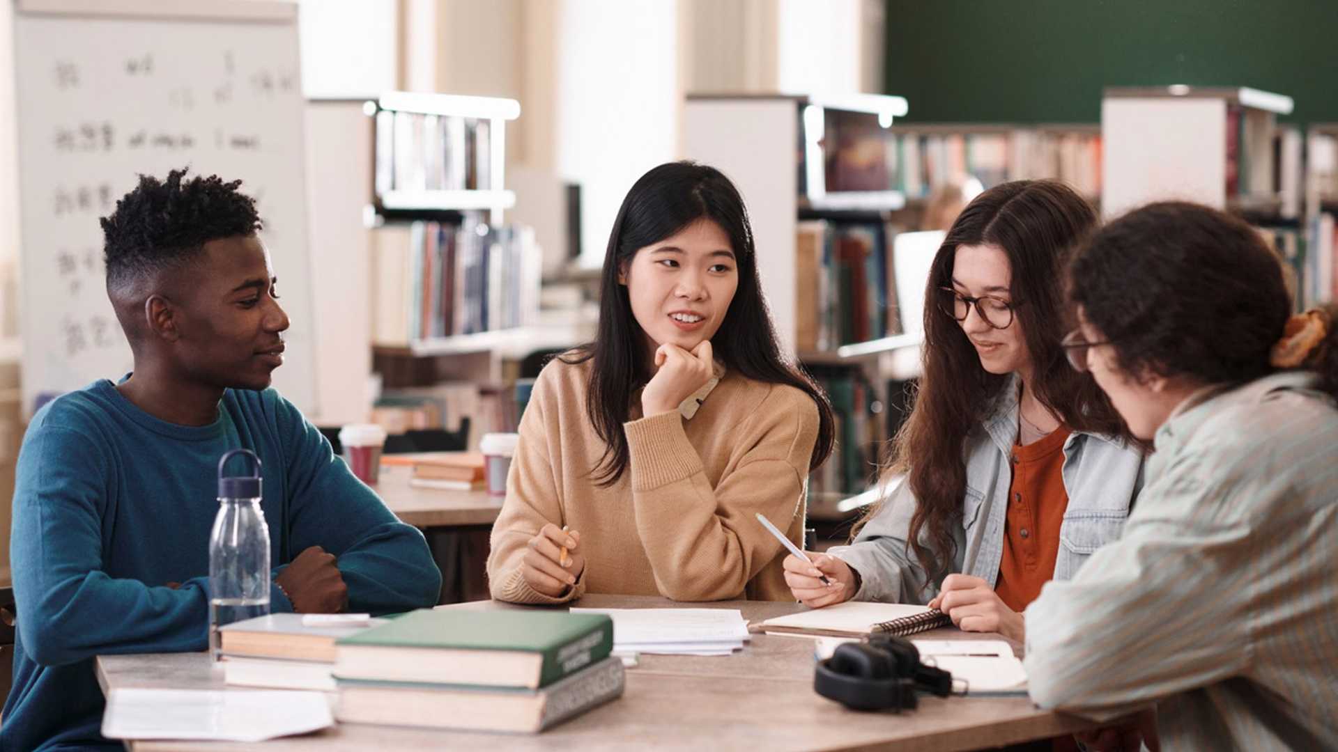 Modernizing Education: ChatGPT and AI Tools for Engaging Learning