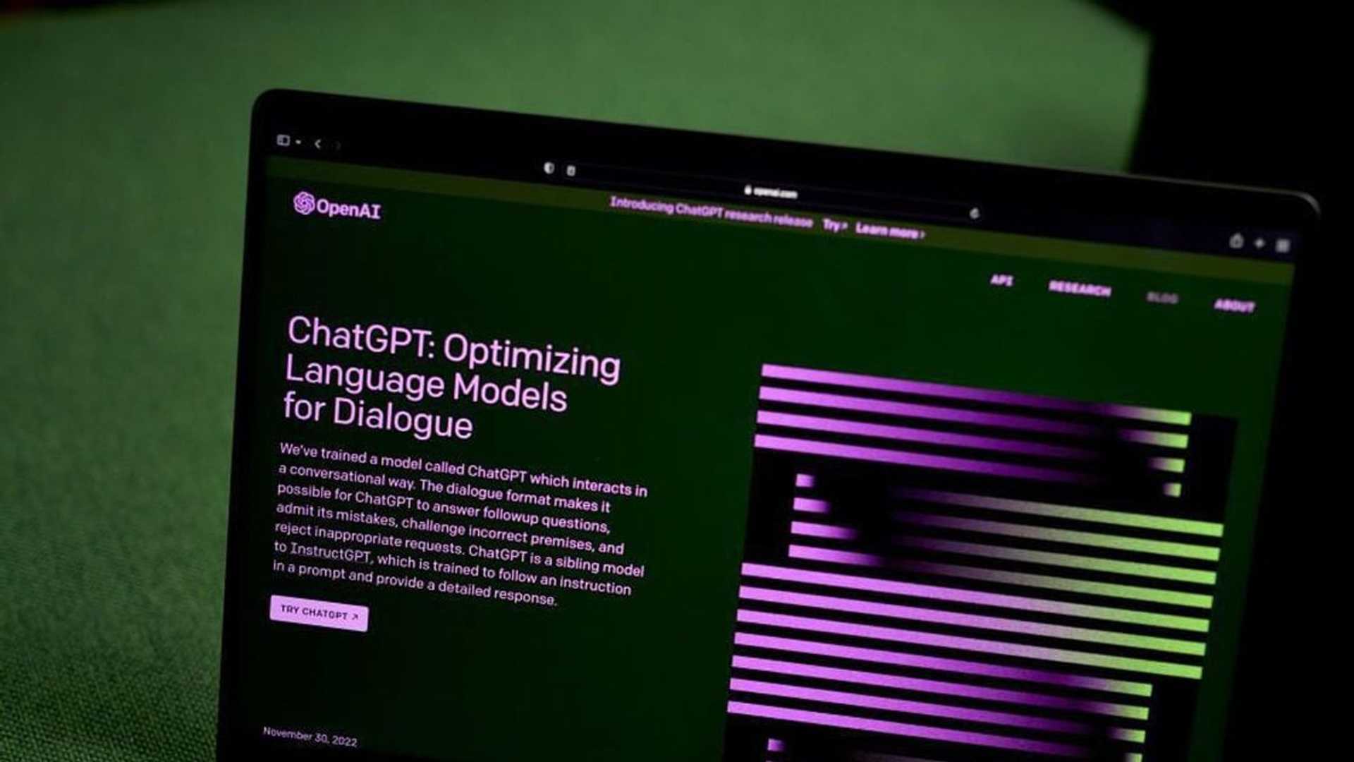 How ChatGPT Can Decode Fedspeak for the Stock Market
