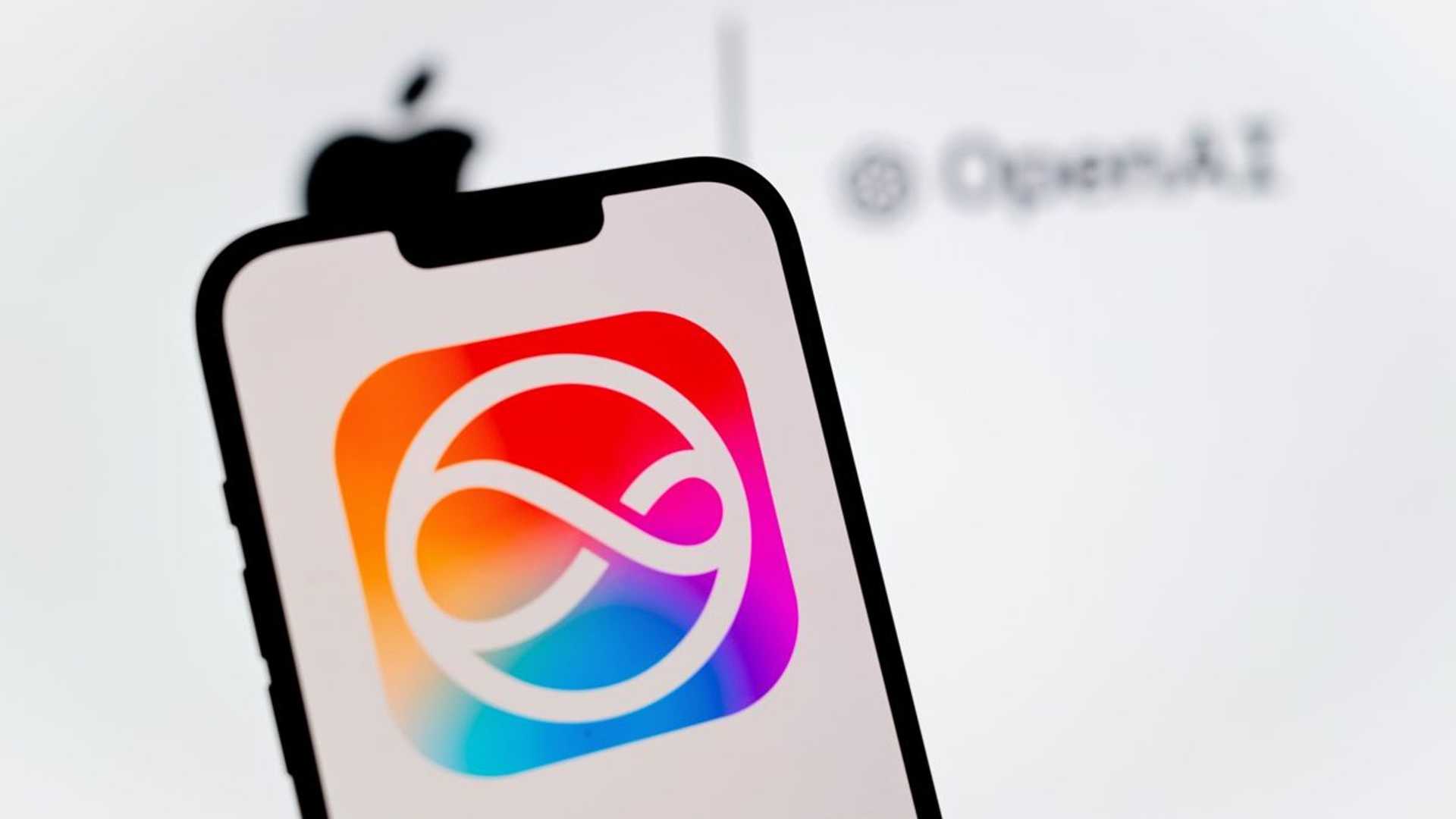 Apple's Next-Gen Siri: Bridging the Gap with ChatGPT by 2026