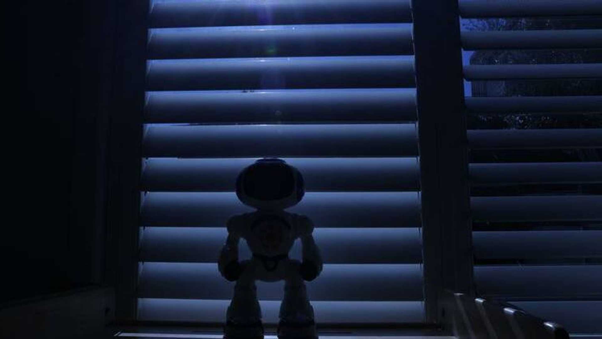 Android Bot Peeping 10 Sneaky Ways AI Chatbots Could Spy on You - Fusion Chat