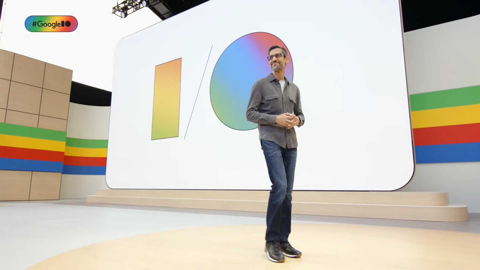 Revolutionizing AI: Google's Gemini 1.5 Pro Update Revealed