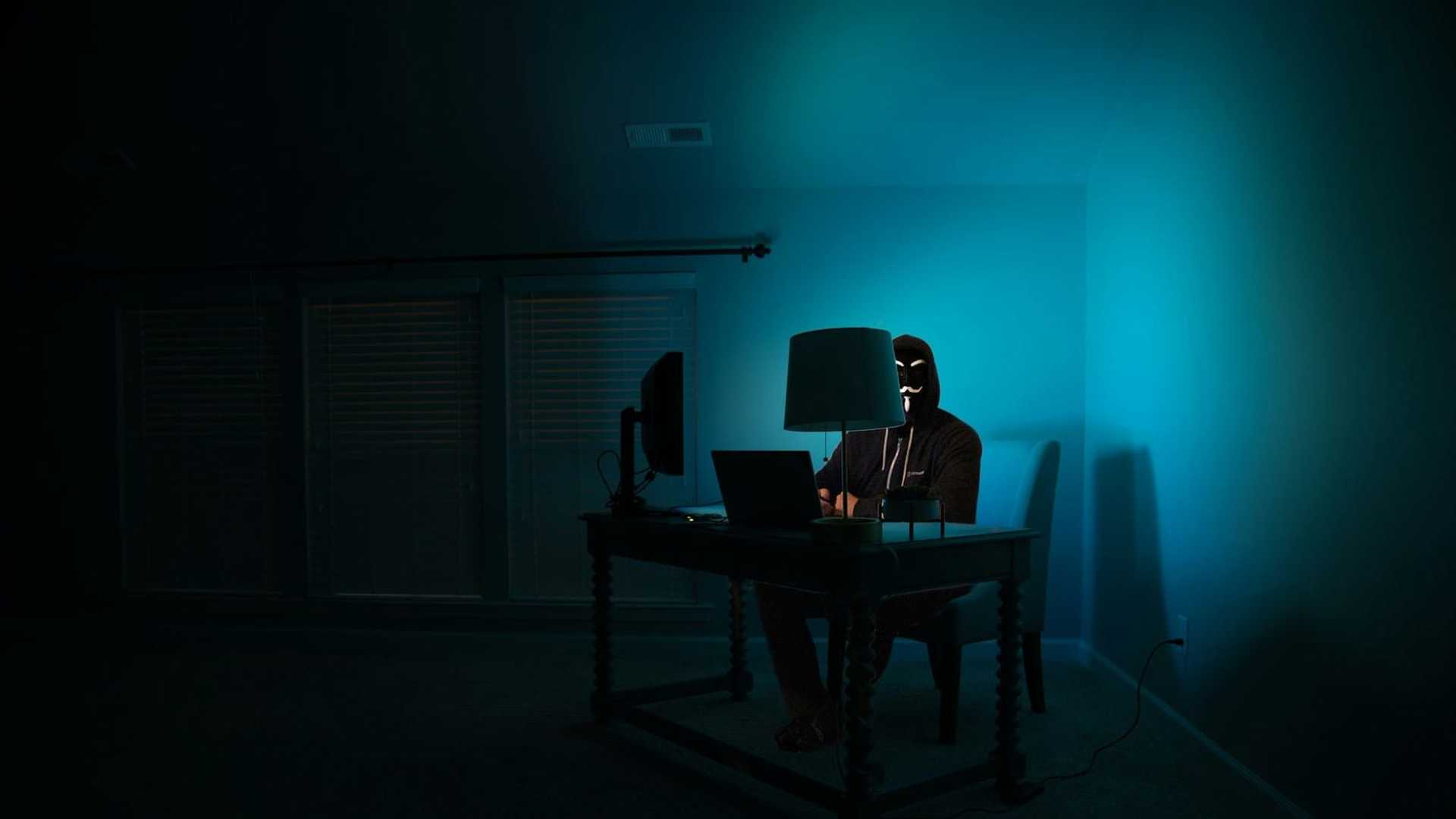 From Assistant to Analyst: Gemini 1.5 Pro for Malware Analysis - Safeguarding Against Digital Intrusions