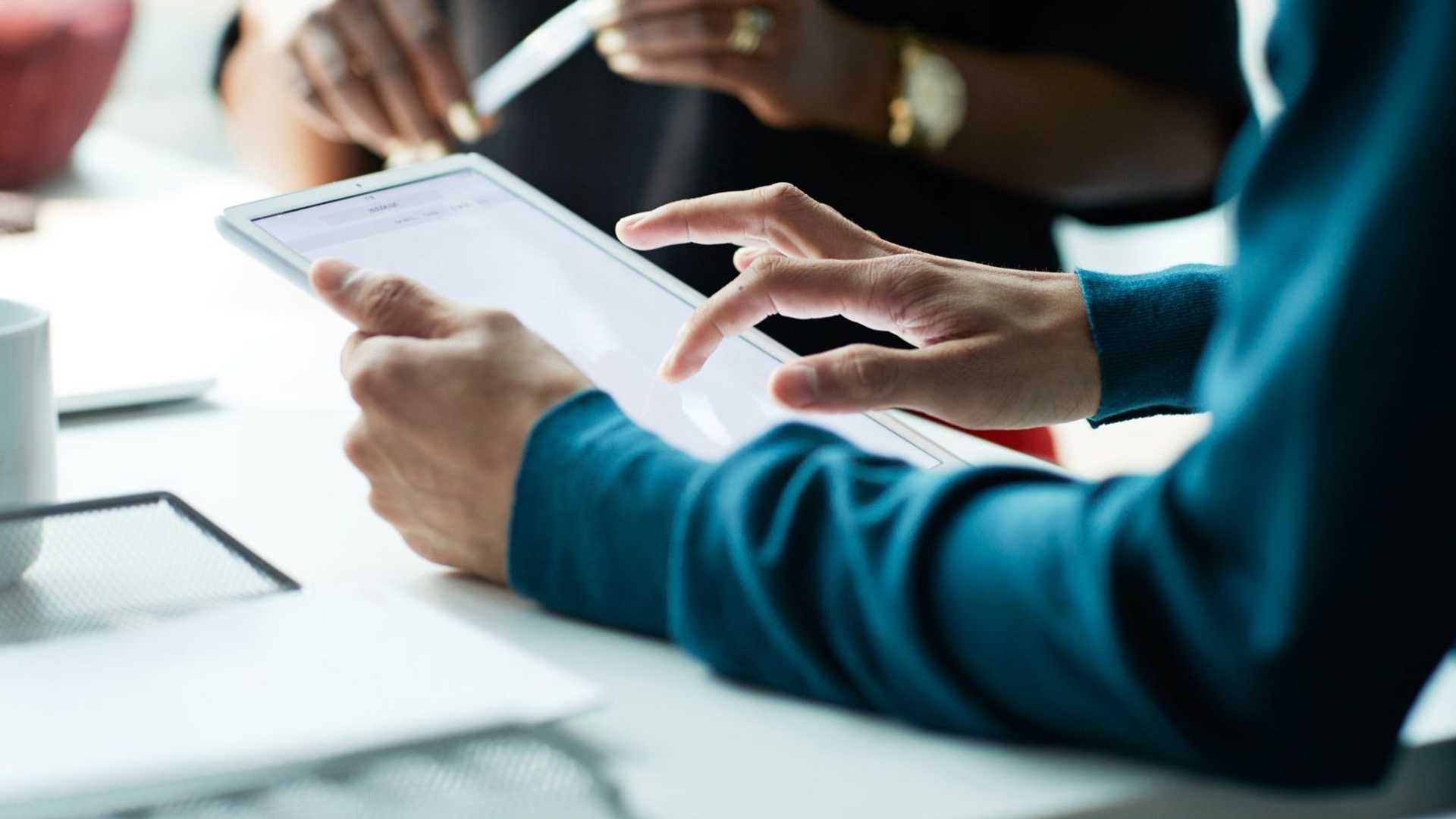 10 Strategies to Thrive in the Age of ChatGPT and AI Search