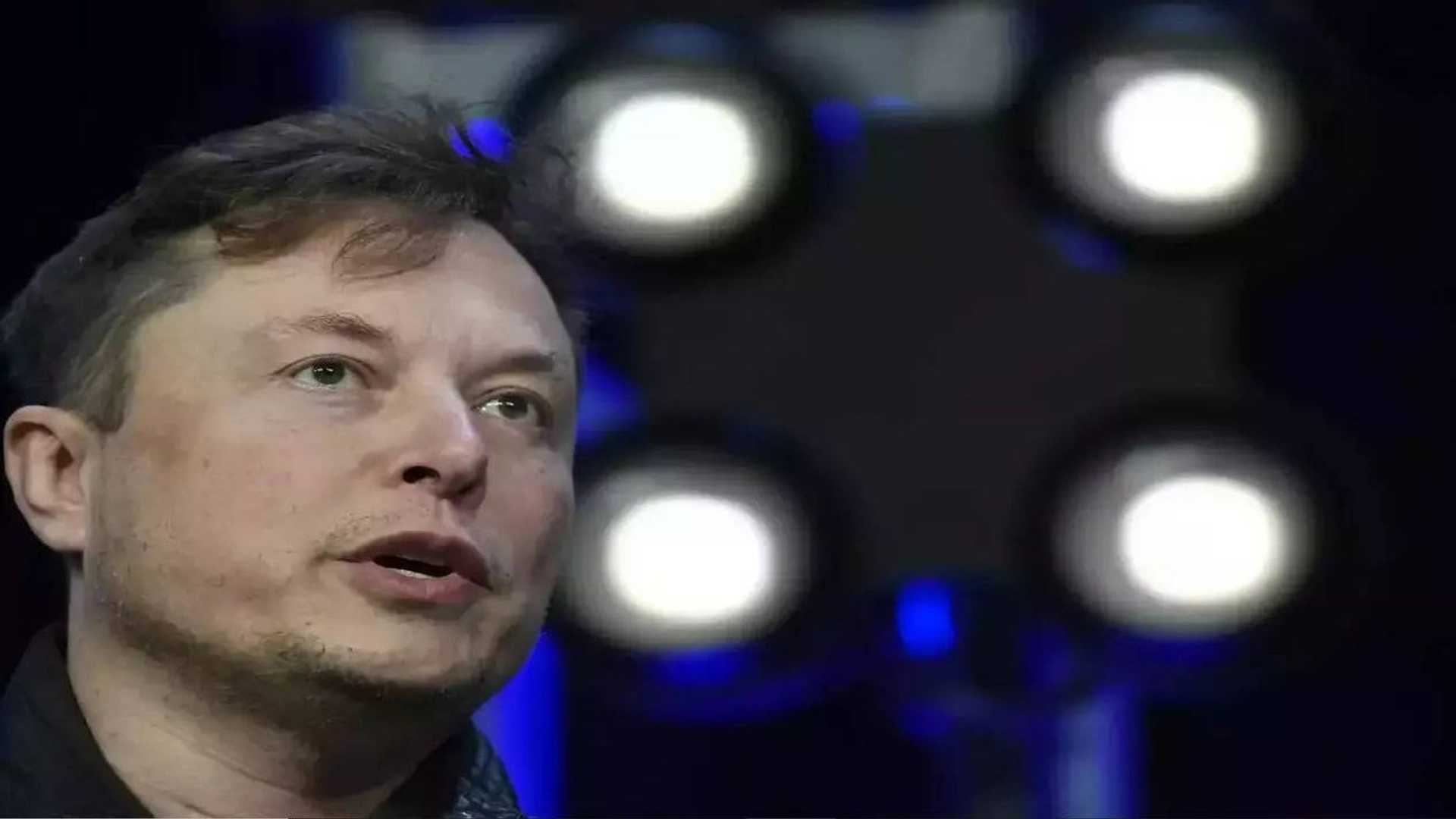 ChatGPT vs TruthGPT: Which AI Technology Will Reign Supreme?