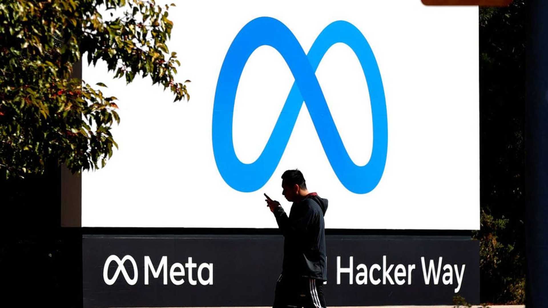 Enhancing User Experience: The Meta AI Integration