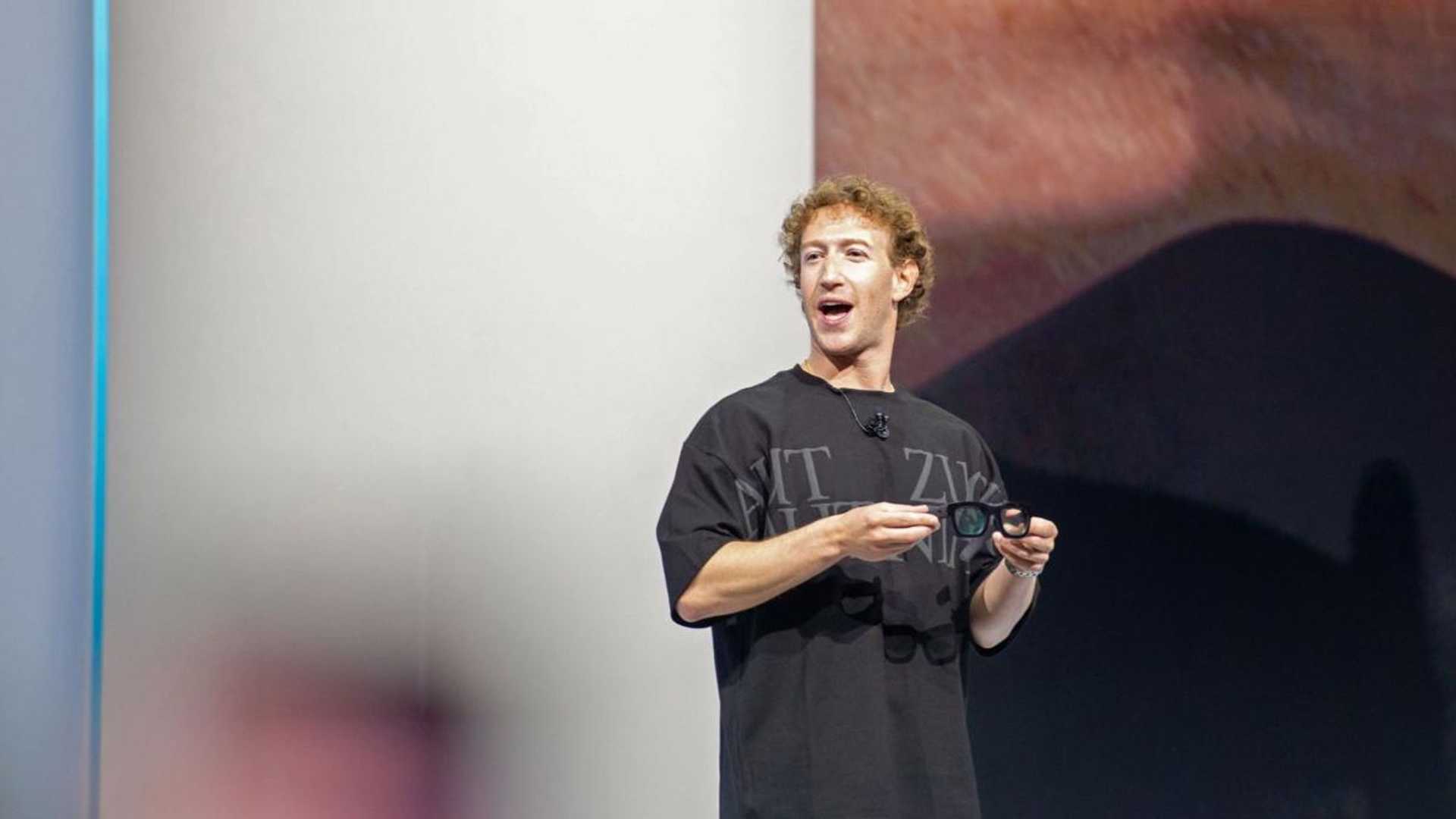 Redefining Rewards: Meta Approves 200% Executive Bonuses