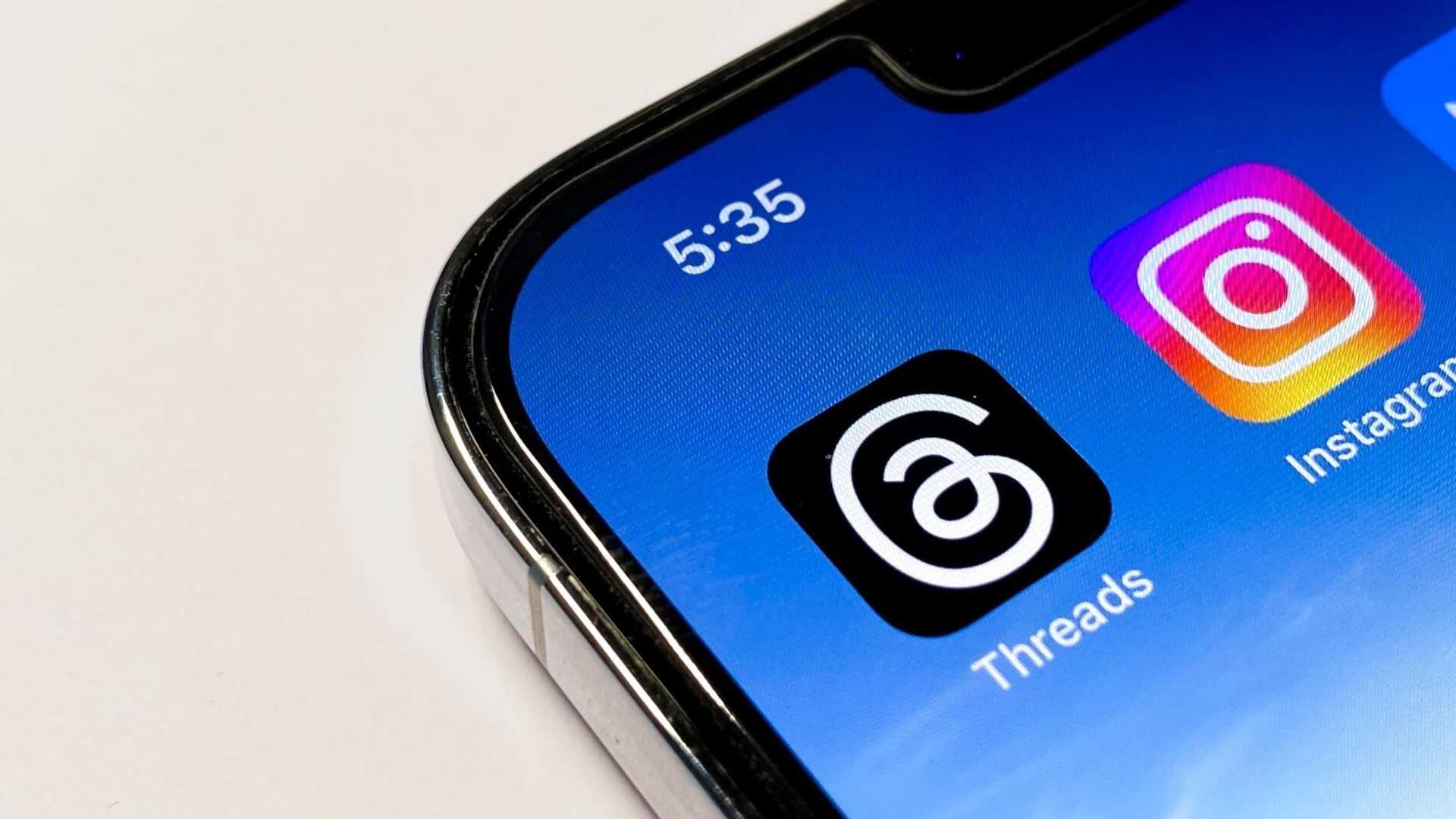 Unveiling the Controversy: Threads on Facebook and Instagram - Fusion Chat