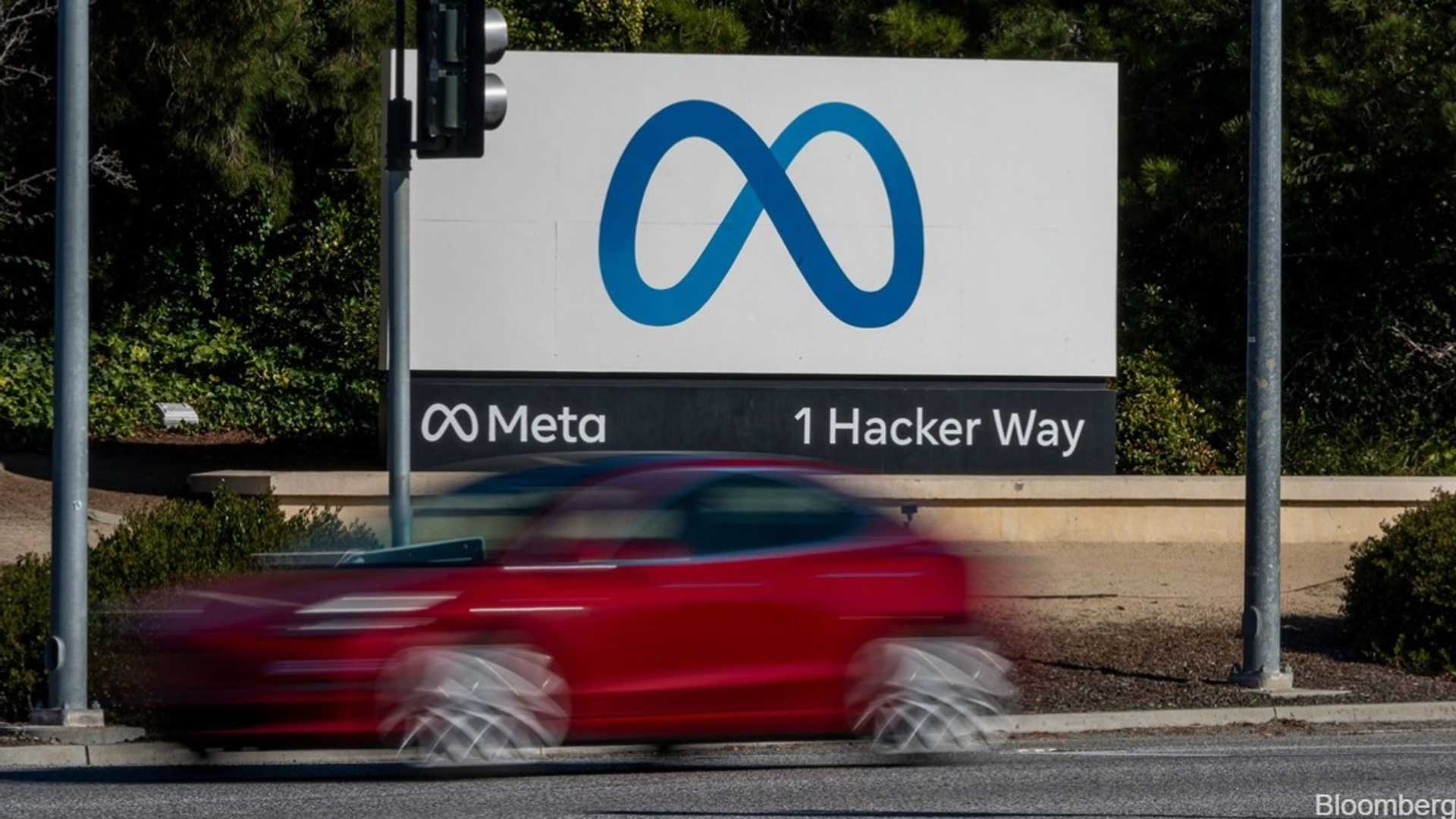 10 Billion Dollar Investment: Meta's Talks with Scale AI