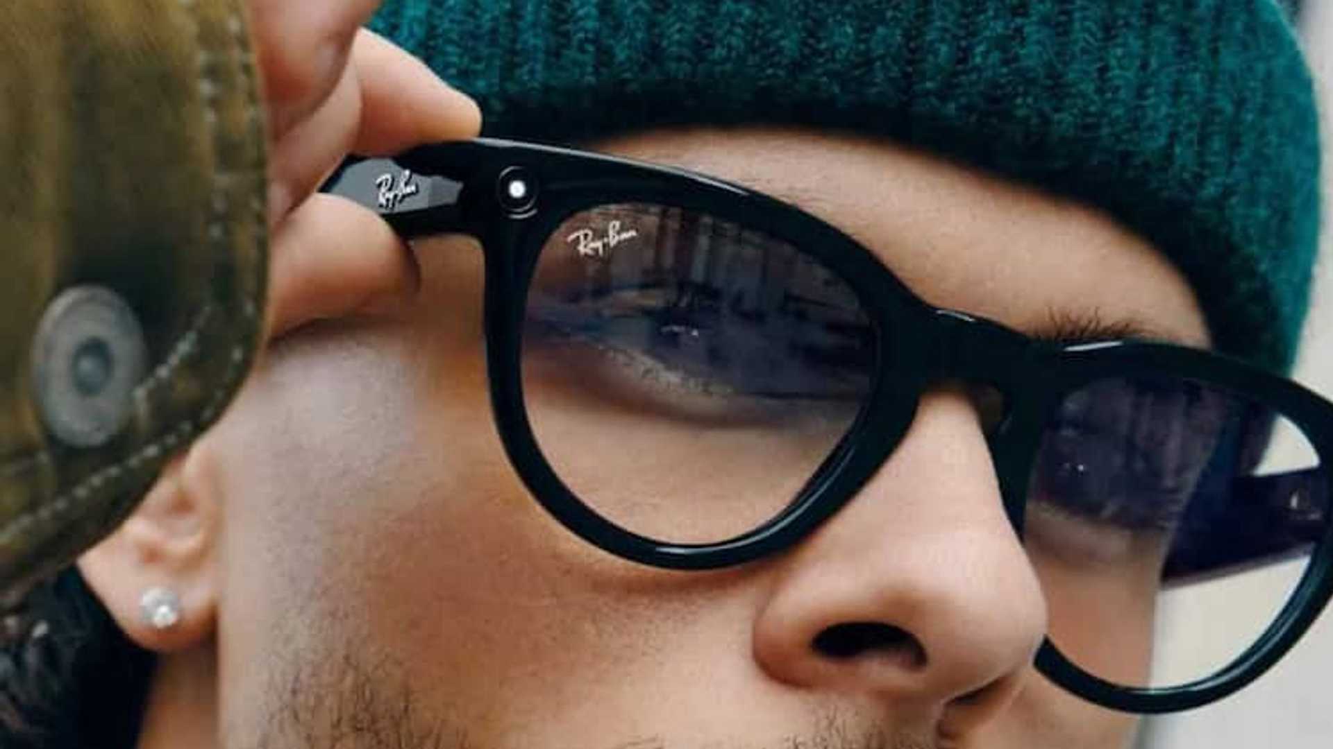 Empowering AI Through Ray-Ban Smart Glasses: Meta's Training Vision