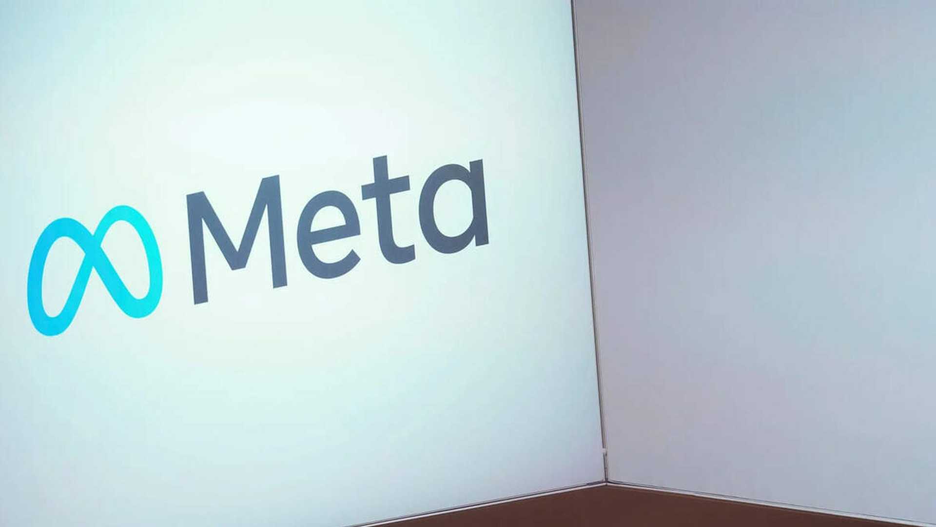 Revolutionizing Industries with Meta's New AI Model Llama 4 - Fusion Chat