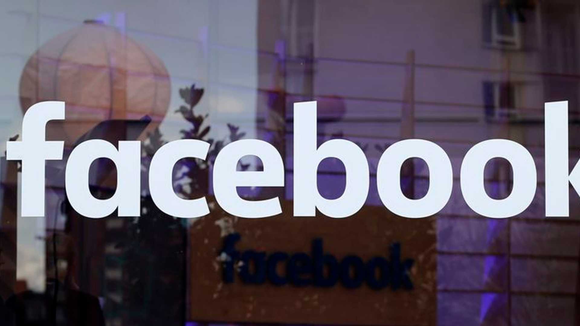 Unveiling Meta's AI Strategy: A SWOT Analysis