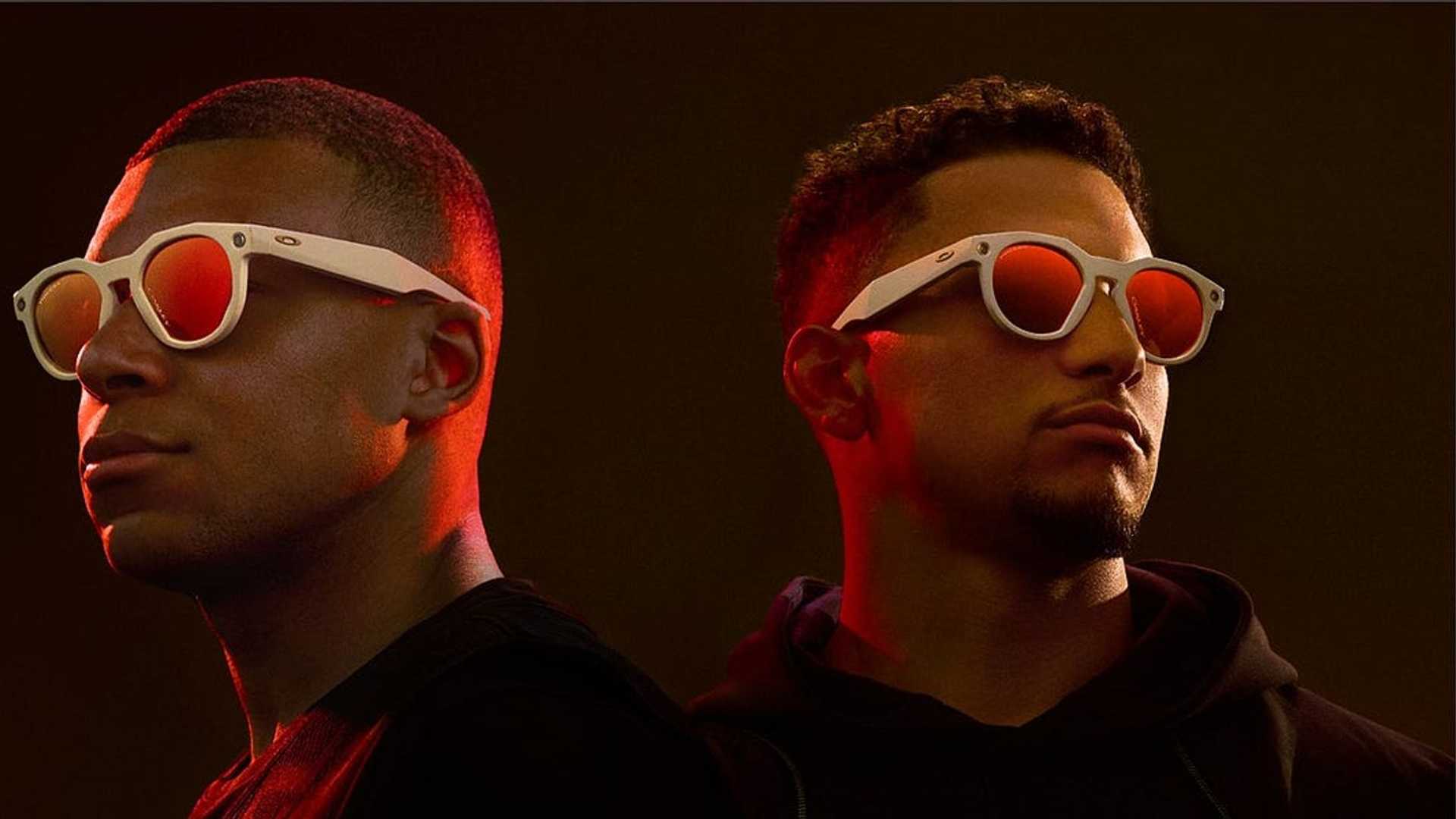 Oakley Meta HSTN vs. Ray-Ban: The Smart Glasses Showdown