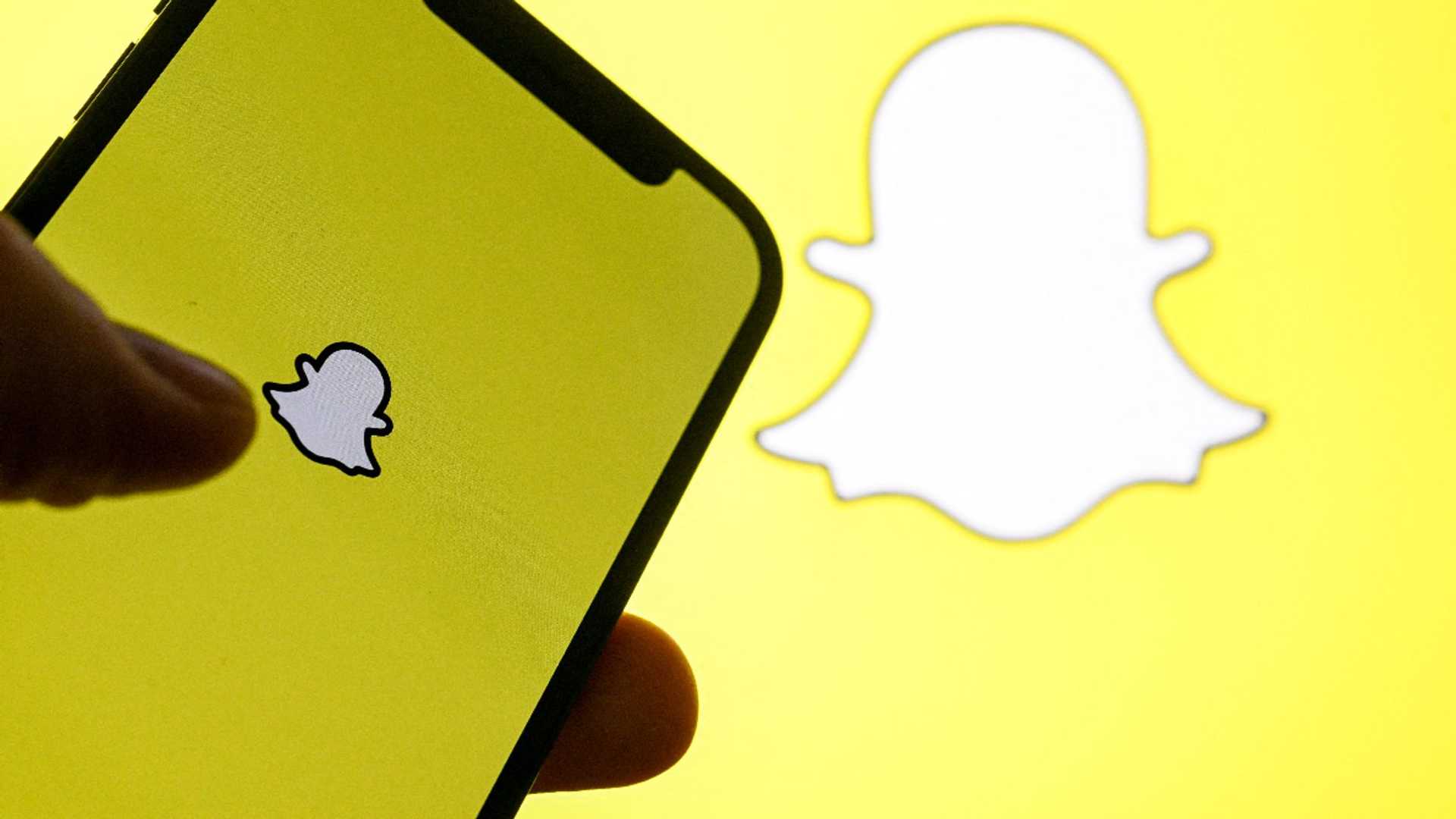 Elevate Your Marketing with Snapchat's Sponsored AI Lenses