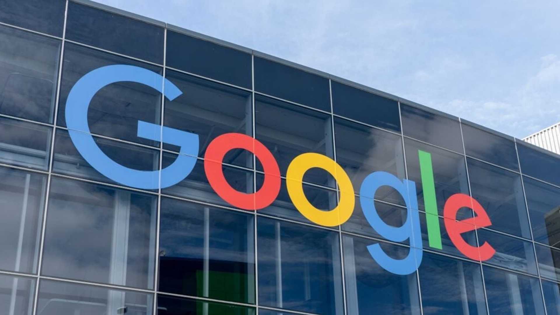 AI vs ChatGPT: How Google is Dominating the Search Space