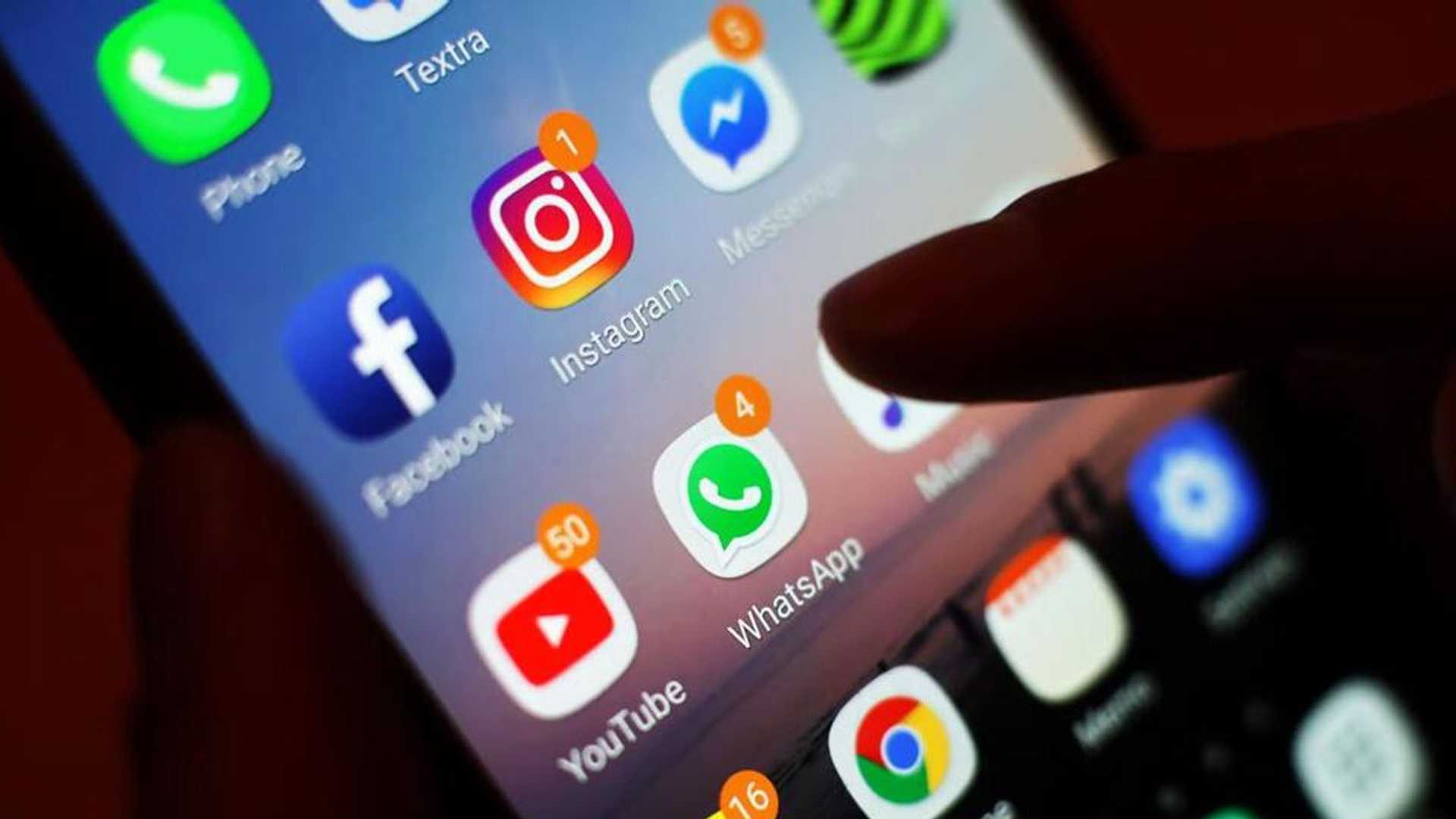 10 Possible Reasons Why Meta AI Disappeared from WhatsApp